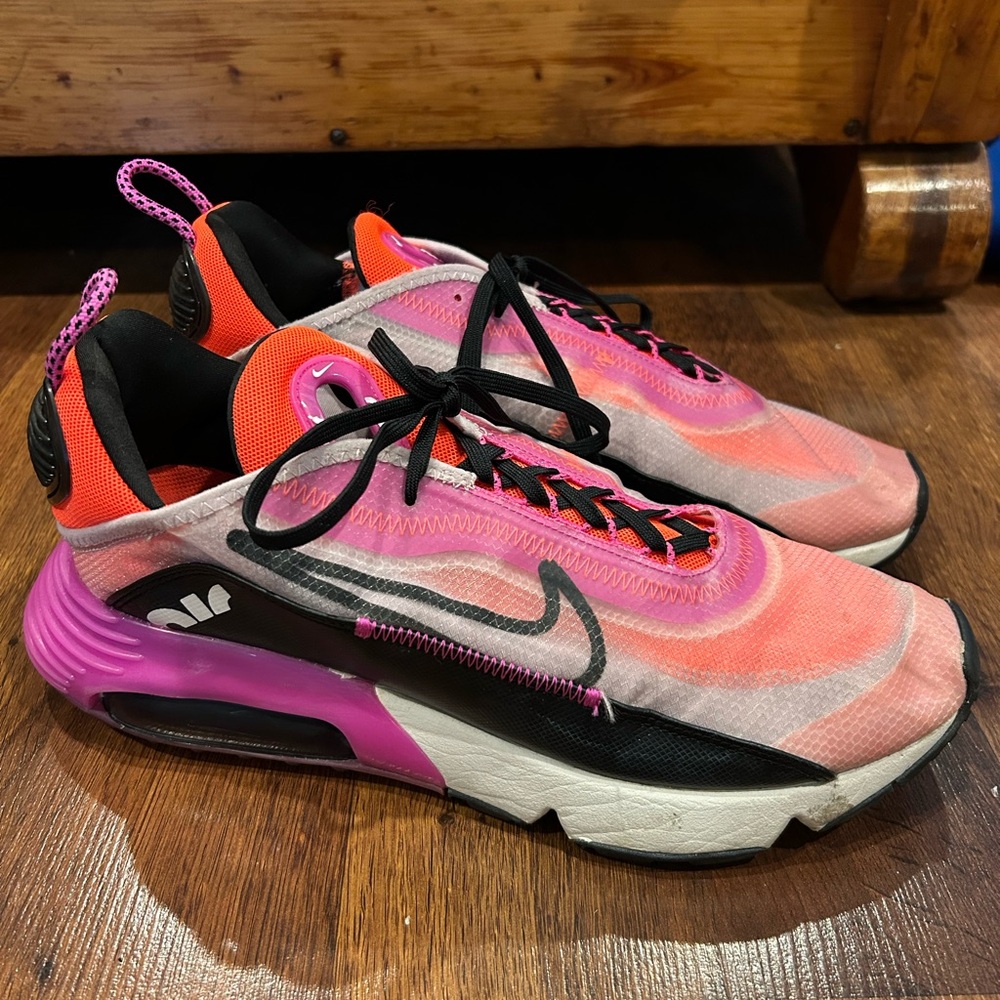 Nike Air Max 2090 Iced Lilac Women's Shoes Size 11 Lilac Athletic Sneaker - Picture 1 of 8